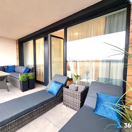 Apartment 365pam - Westin House Lux - Garaz, Basen, Jacuzzi, Sauna, Silownia, Plac Zabaw W Cenie Kolobrzeg
