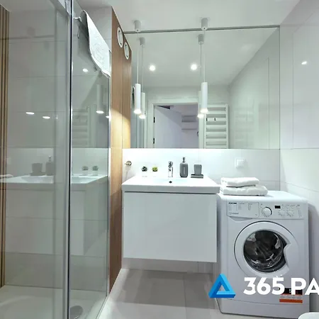 Apartment 365pam - Westin House Lux - Garaz, Basen, Jacuzzi, Sauna, Silownia, Plac Zabaw W Cenie Kolobrzeg
